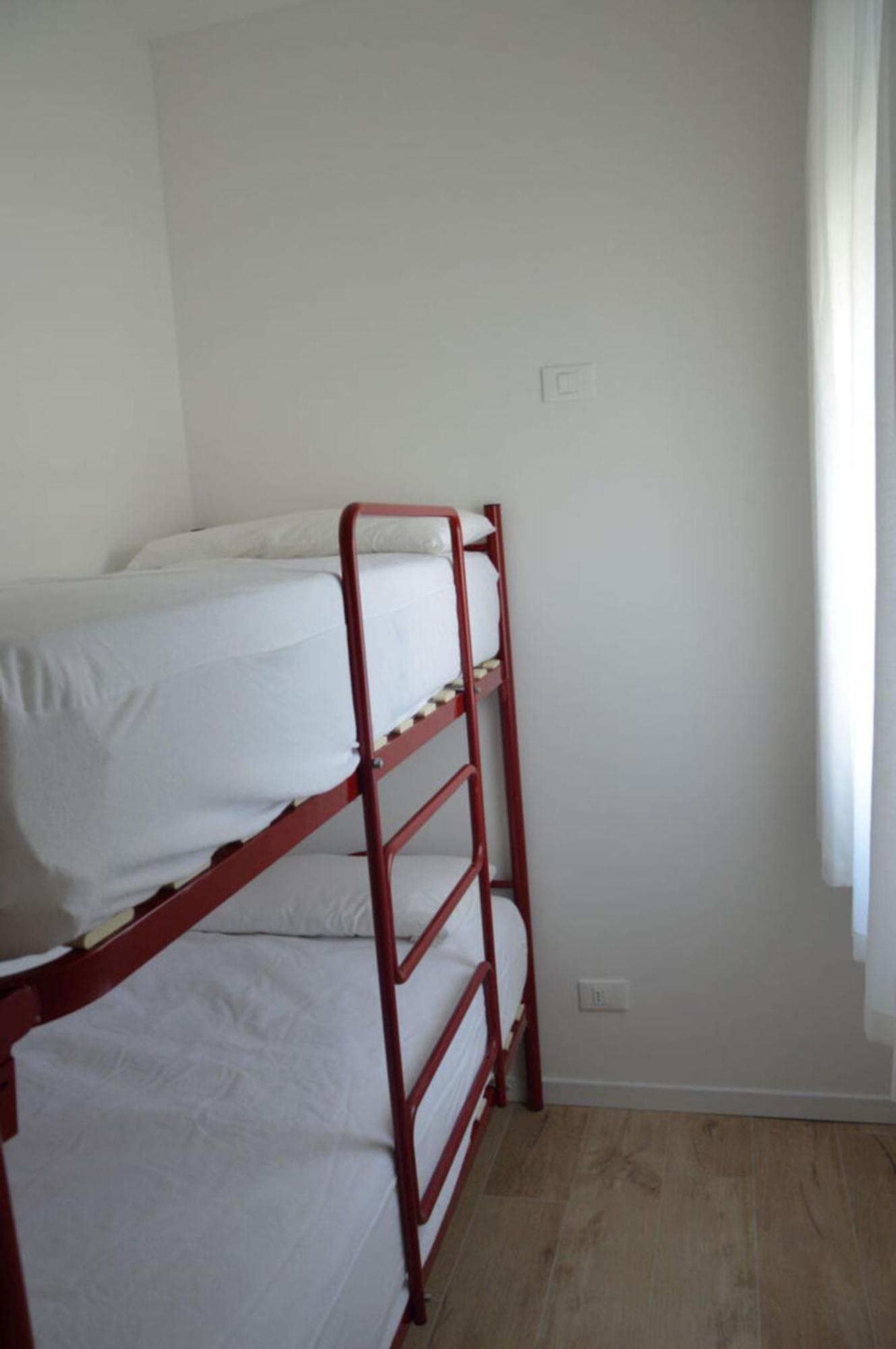 Comfortable Flat Close To The Beach - Beahost Apartment Caorle Bagian luar foto