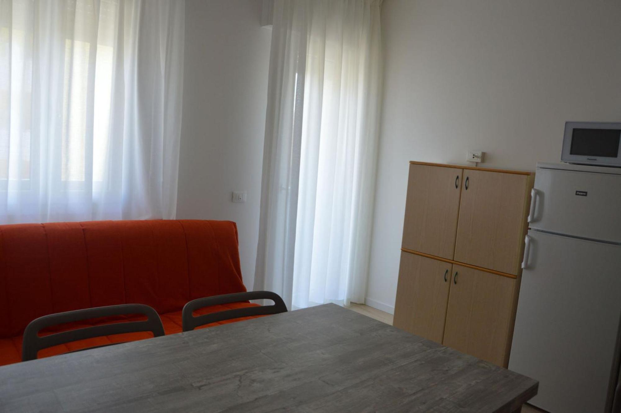 Comfortable Flat Close To The Beach - Beahost Apartment Caorle Bagian luar foto