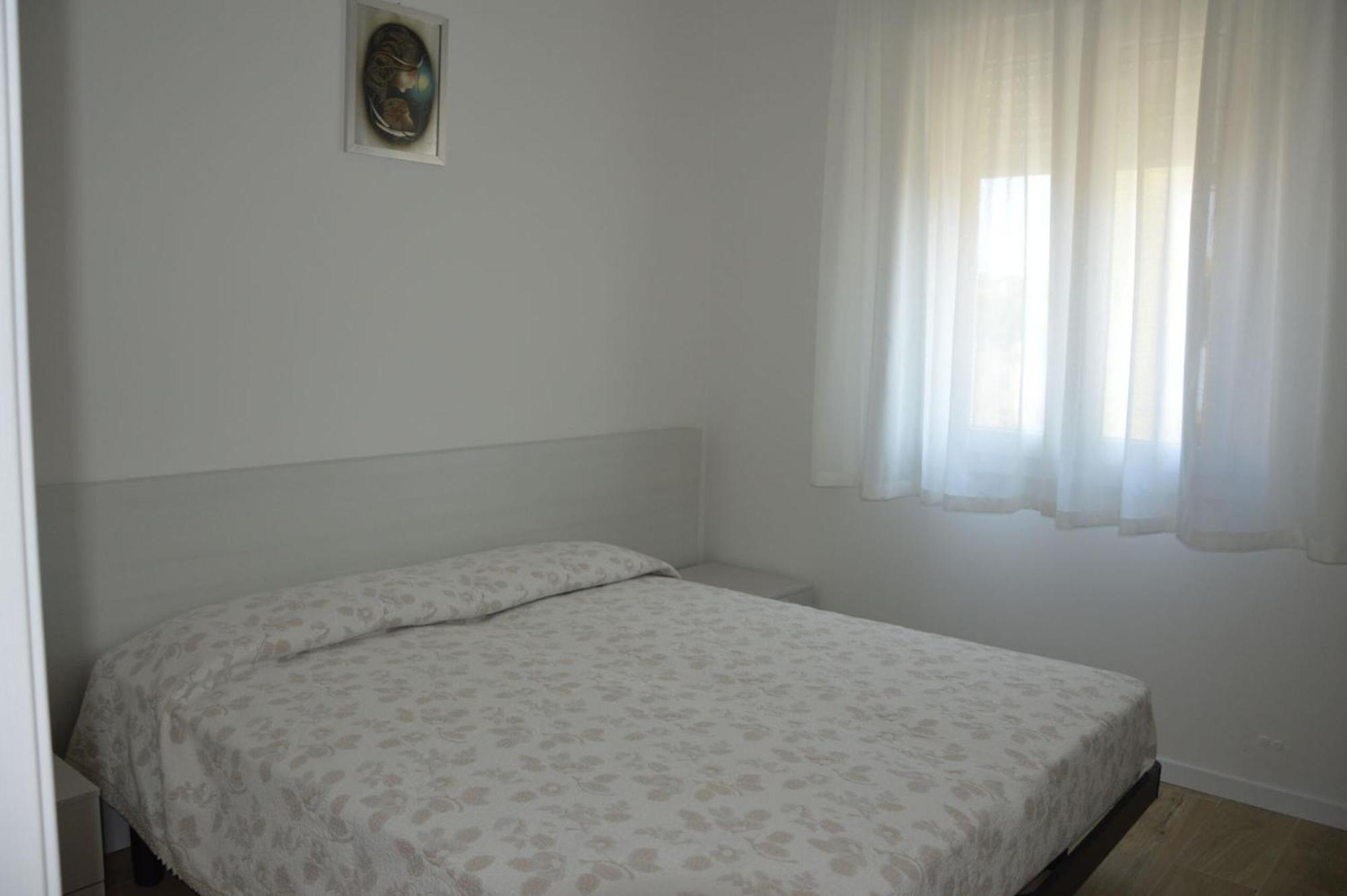 Comfortable Flat Close To The Beach - Beahost Apartment Caorle Bagian luar foto